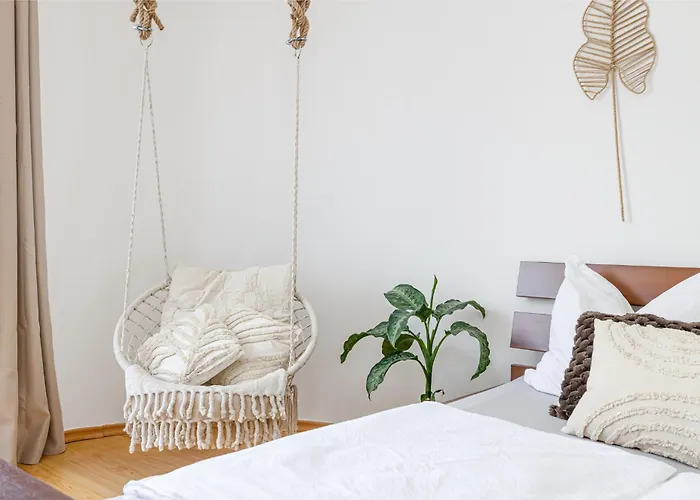 Matteo - Modern With Free Parking * Bratislava